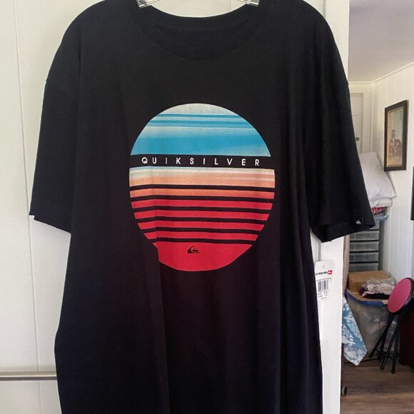 NWT Quicksilver Black with Logo XL Short Sleeve Shirt - Picture 1 of 4